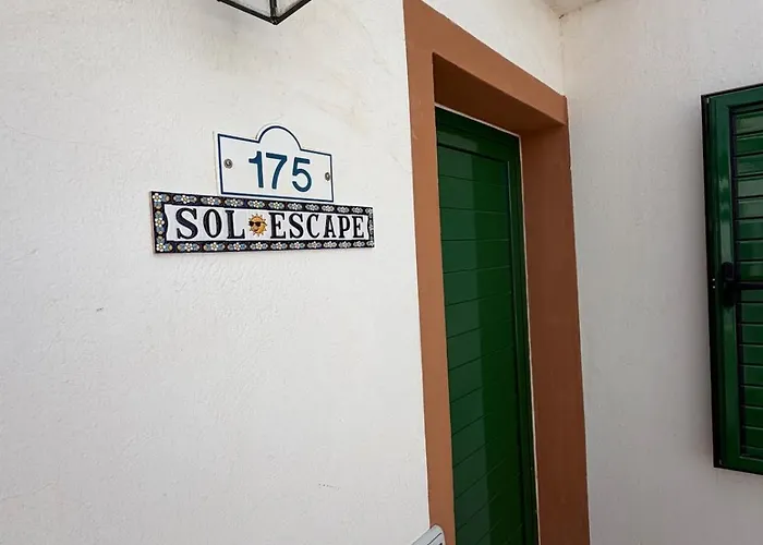 Sol Escape Coastal Retreat *